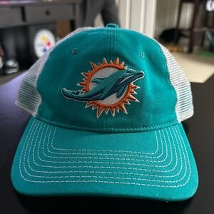Miami Dolphins hat. Looks brand new. Excellent Condition SnapBack